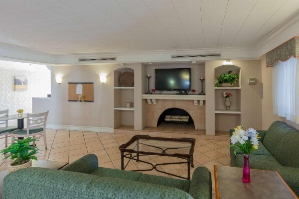 Motel 6-Knoxville, TN image 24