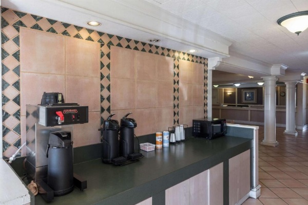 Motel 6-Knoxville, TN image 29