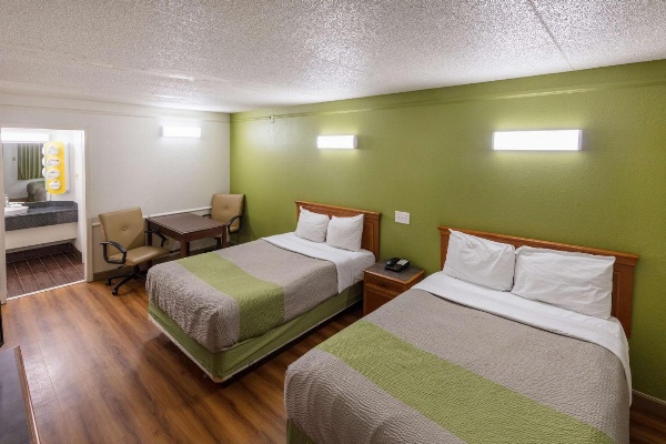 Motel 6-Knoxville, TN image 5